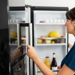5 Signs Your Refrigerator Is Not Cooling