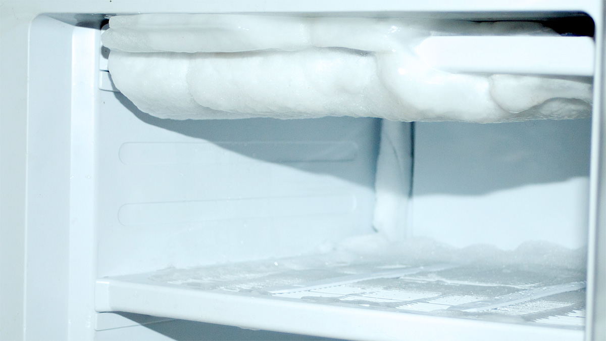 Unraveling the Causes of a Water Leak in the Freezer
